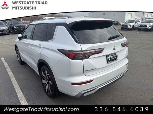 New 2026 Mitsubishi Outlander SEL FWD image 7