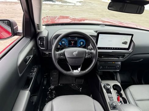 Used 2025 Ford Bronco Sport Badlands image 6