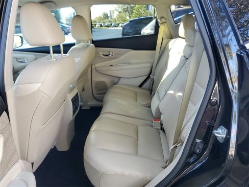 Used 2019 Nissan Murano SL image 10