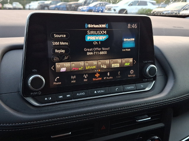 Used 2023 Nissan Rogue S AWD/4WD image 16
