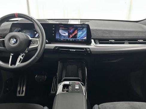 Used 2025 BMW X2 M35i image 9