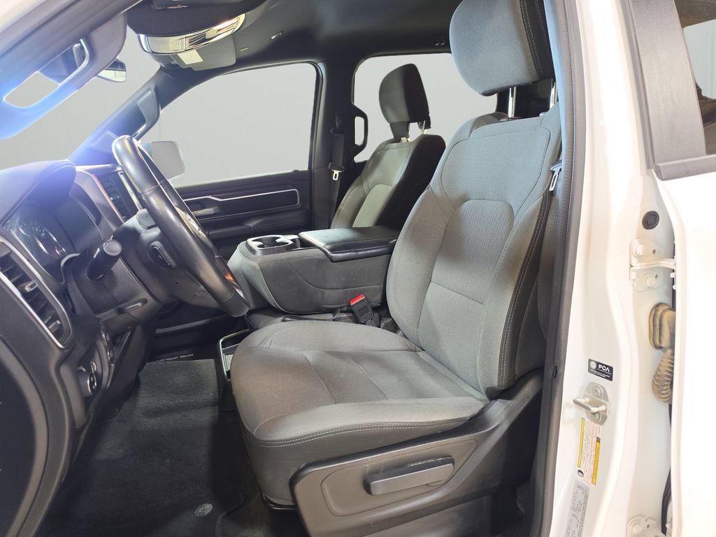 Used 2024 RAM 1500 Big Horn AWD/4WD image 11