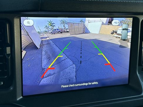 Used 2025 Ford Bronco Badlands image 23