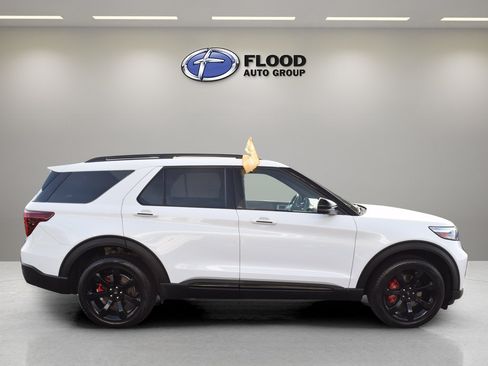 Certified 2023 Ford Explorer ST w/ Equipment Group 401A AWD/4WD image 3