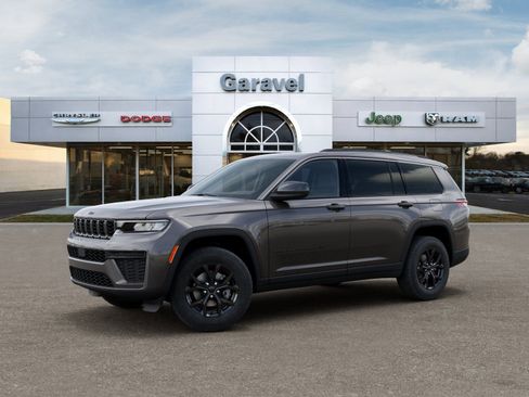 New 2026 Jeep Grand Cherokee L 4WD image 2