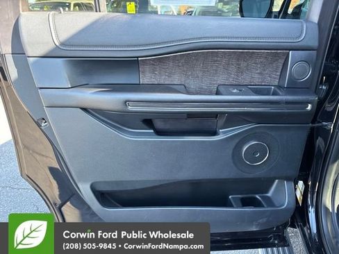 Used 2020 Ford Expedition Max Limited AWD/4WD image 28