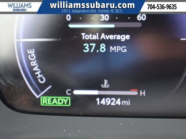 Used 2025 Toyota Crown Signia AWD/4WD image 23