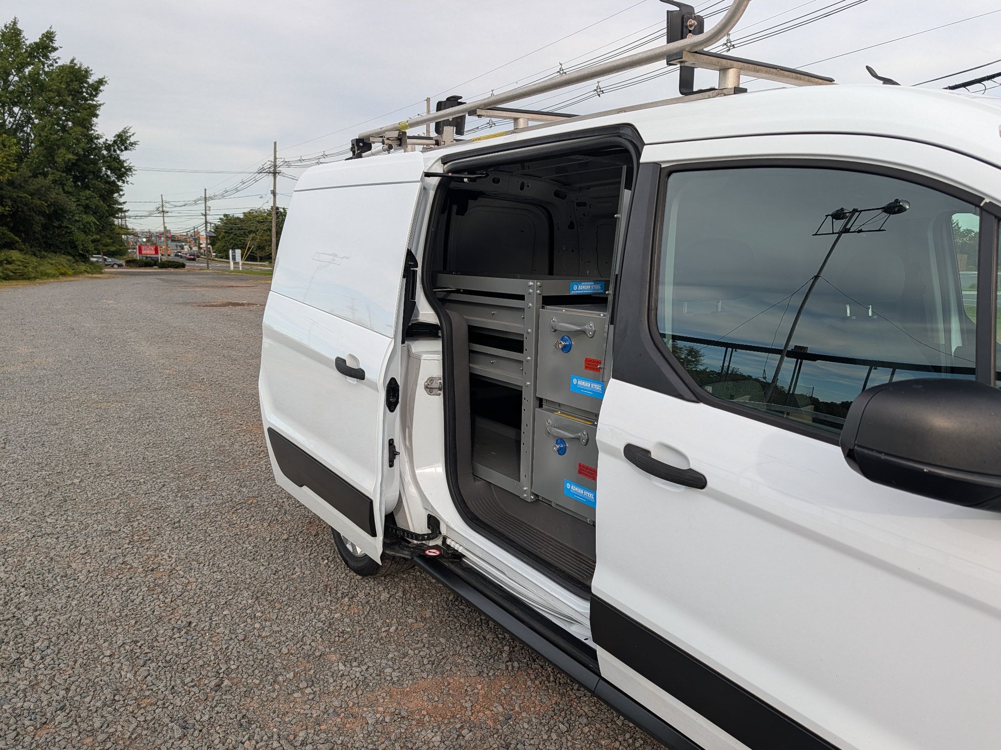 Used 2020 Ford Transit Connect XL FWD image 13