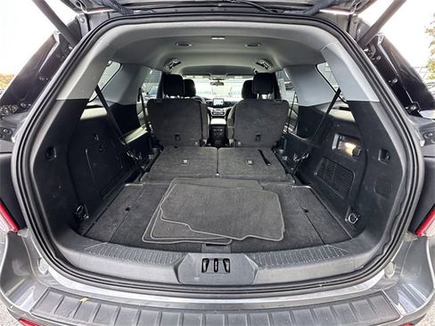 Certified 2022 Ford Explorer XLT image 42