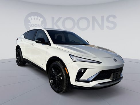 Used 2025 Buick Envista Sport Touring image 10