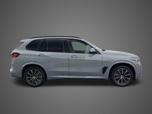 New 2026 BMW X5 xDrive40i image 4