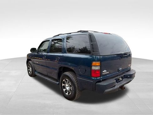 Used 2005 GMC Yukon Denali AWD/4WD image 5