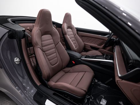 New 2026 Porsche 911 Carrera S image 19