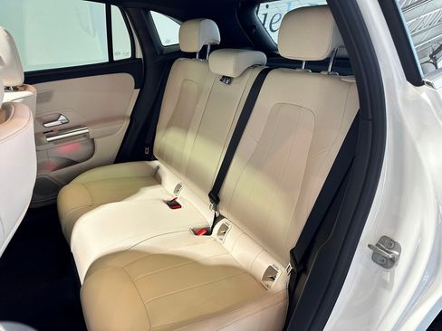 Used 2026 Mercedes-Benz GLA 250 4MATIC image 31