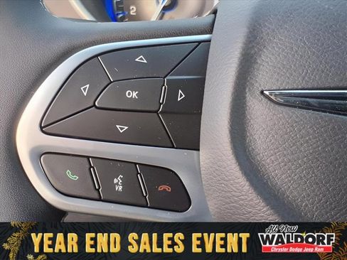 New 2025 Chrysler Voyager LX image 13