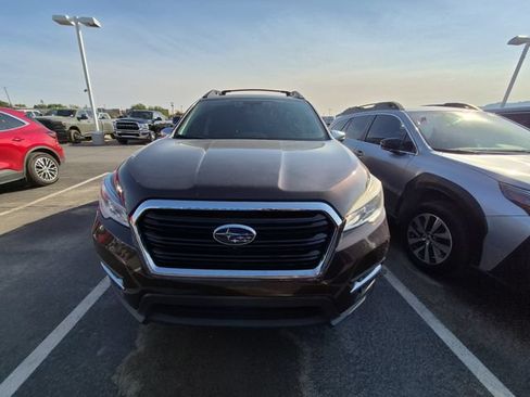 Used 2019 Subaru Ascent Touring w/ Popular Package #3 AWD/4WD image 2
