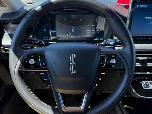 Used 2023 Lincoln Corsair AWD w/ Equipment Group 101A image 13
