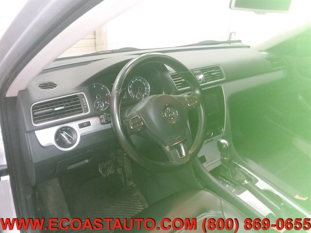 Used 2013 Volkswagen Passat TDI SE FWD image 11