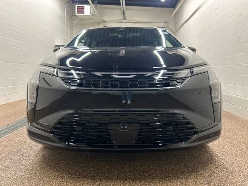 New 2027 Chrysler Pacifica Limited w/ S Appearance Package FWD image 6