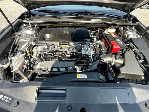 Used 2019 Toyota Camry LE FWD image 29