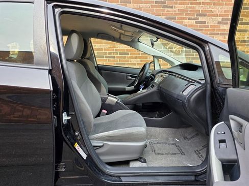 Used 2012 Toyota Prius Three image 20