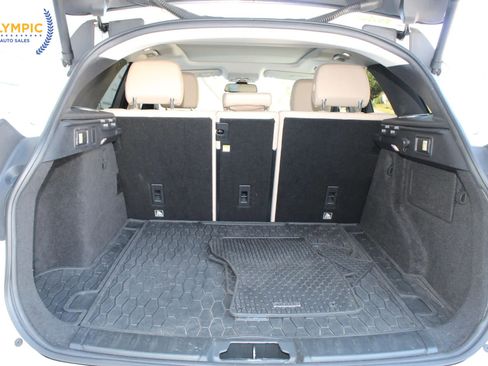Used 2017 Jaguar F-PACE Prestige image 43