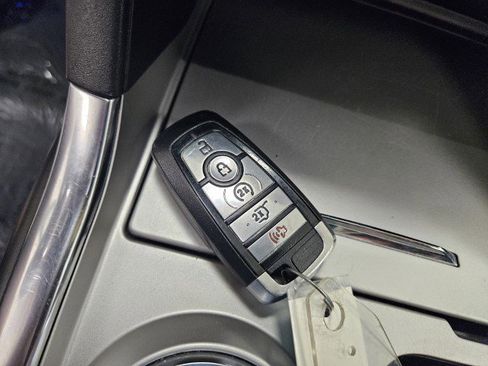 Used 2022 Ford Explorer Limited w/ Equipment Group 301A image 49