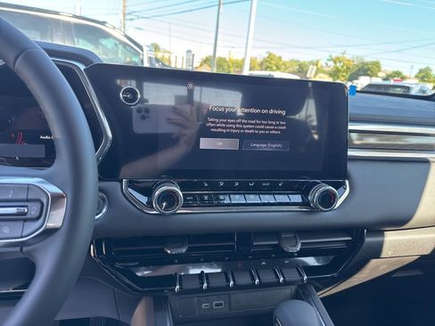 New 2026 GMC Canyon Elevation w/ Convenience Package image 17