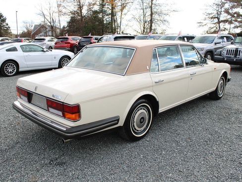 Used 1991 Rolls-Royce Silver Spur II image 12
