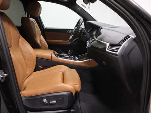 Used 2023 BMW X5 xDrive40i w/ Premium Package image 18