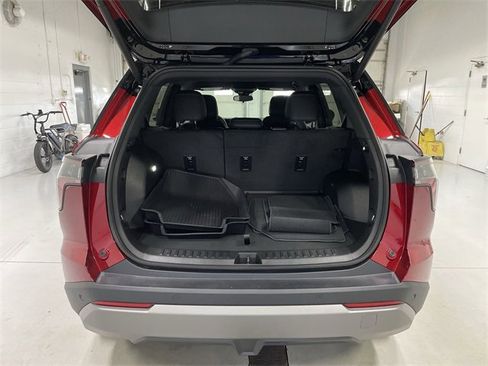 New 2026 Chevrolet Equinox LT w/ Convenience Package II image 15