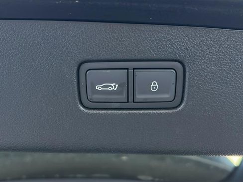 Used 2025 Genesis GV70 3.5T Sport w/ Sport Advanced Package image 20