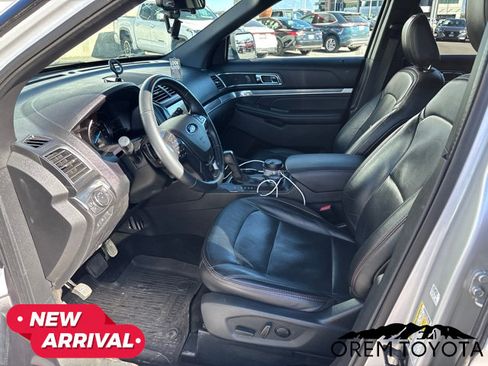 Used 2019 Ford Explorer Sport AWD/4WD image 10