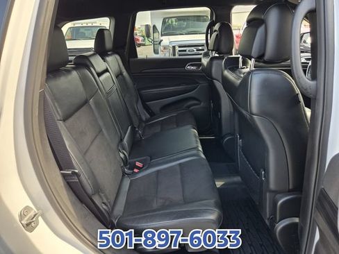Used 2020 Jeep Grand Cherokee Altitude RWD image 14