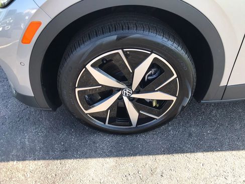 Used 2023 Volkswagen ID.4 Pro S image 46