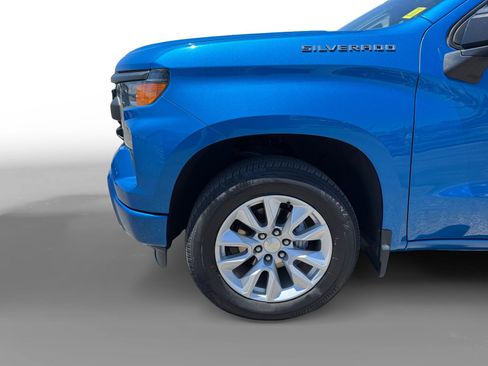 Used 2022 Chevrolet Silverado 1500 Custom RWD image 9
