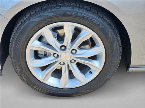 Used 2024 Chevrolet Malibu LT image 23