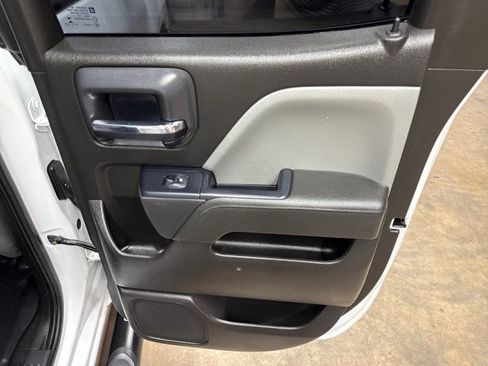 Used 2018 Chevrolet Silverado 3500 W/T AWD/4WD image 26