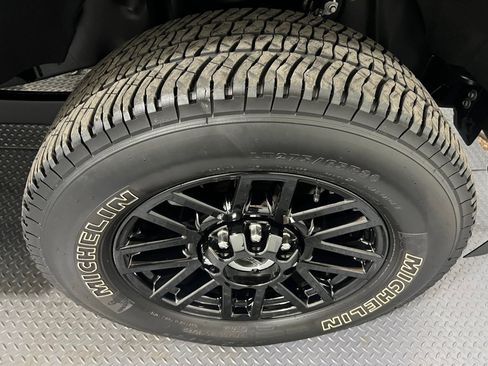 Used 2021 Ford F250 Lariat image 17