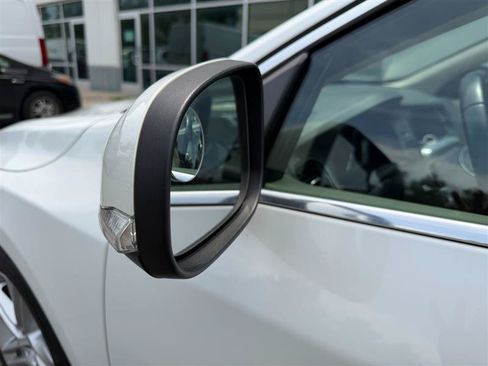 Used 2015 Volvo V60 T5 Premier FWD image 34