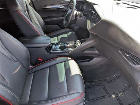 Used 2023 Buick Envision Essence w/ Sport Touring Package FWD image 21