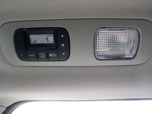 Used 2026 Honda Odyssey Touring image 16