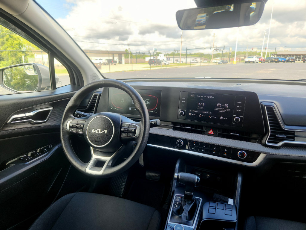 Used 2024 Kia Sportage LX FWD image 22