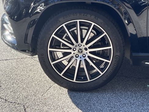 Certified 2023 Mercedes-Benz GLS 580 4MATIC image 17