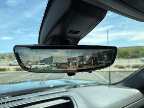 Used 2022 GMC Sierra 2500 Denali w/ Denali Ultimate Package image 10