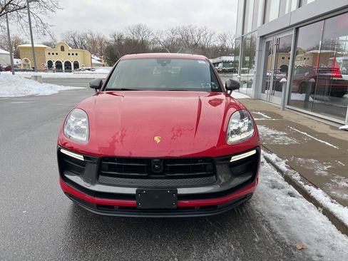 Used 2025 Porsche Macan Turbo image 61
