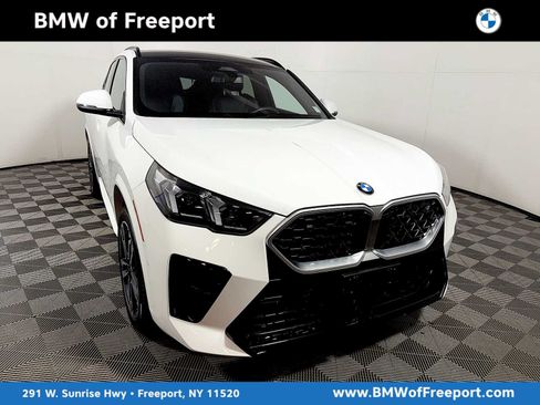 Used 2026 BMW X2 xDrive28i w/ M Sport Package AWD/4WD image 1