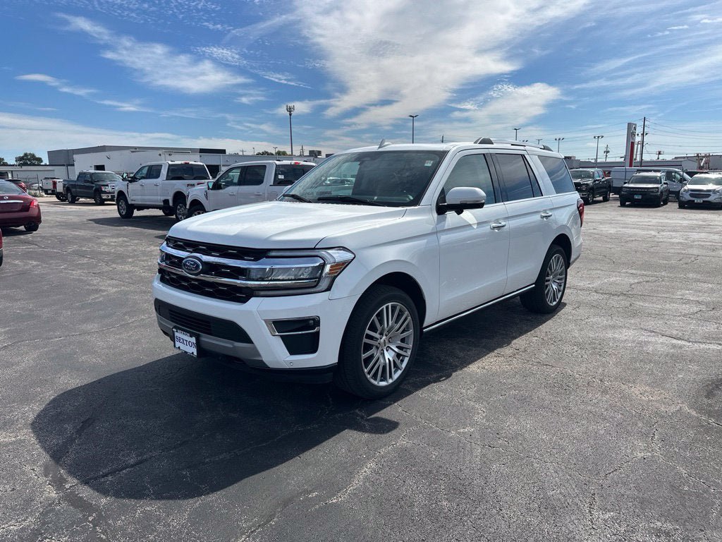 Certified 2023 Ford Expedition Limited AWD/4WD image 3