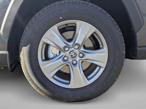 Used 2025 Toyota RAV4 XLE image 9