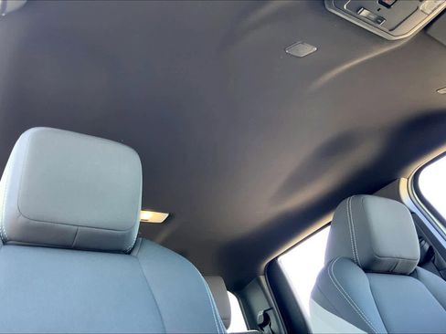 Used 2024 Toyota Tacoma TRD Sport image 14